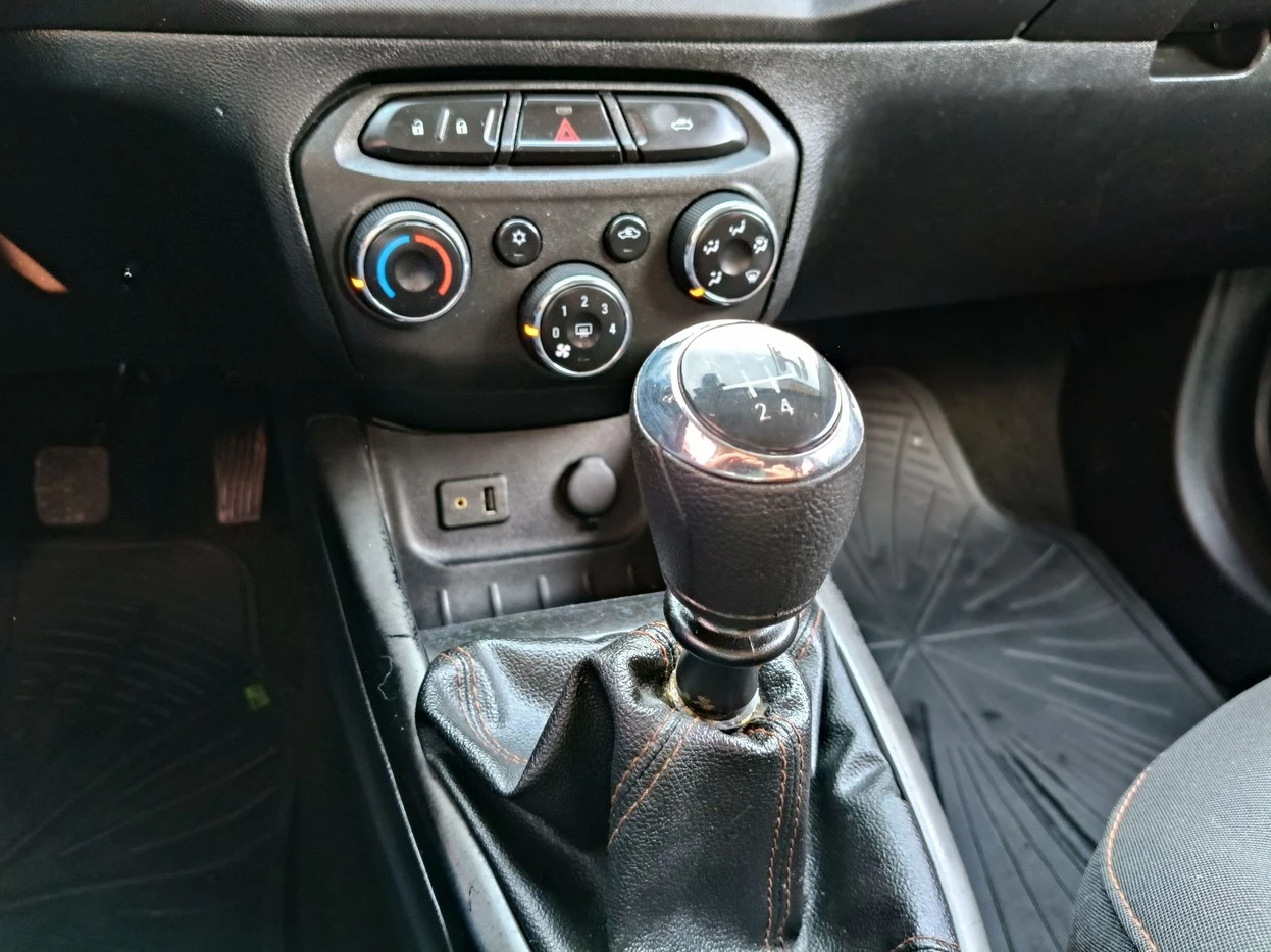 ONIX 1.4 MPFI LTZ 8V