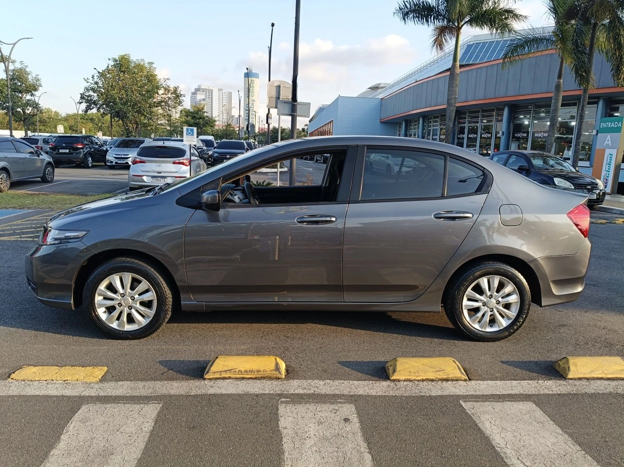 CITY 1.5 LX 16V