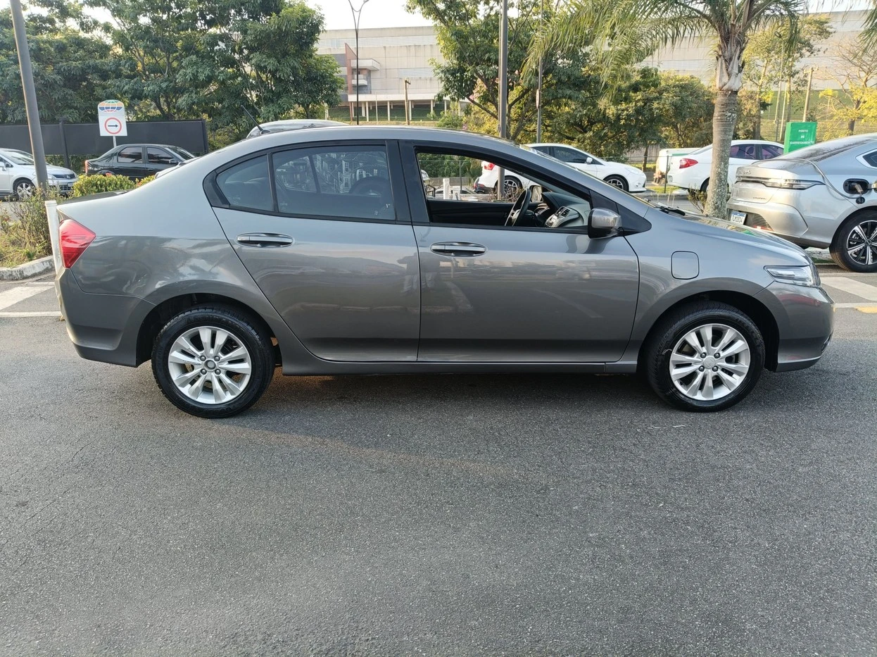 CITY 1.5 LX 16V