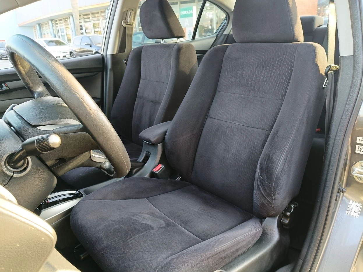 CITY 1.5 LX 16V