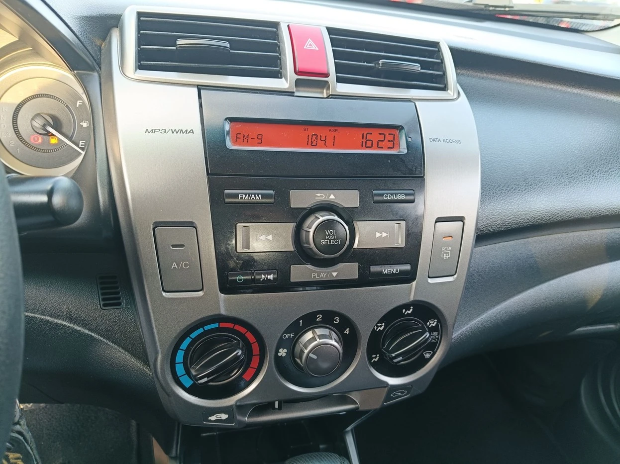 CITY 1.5 LX 16V