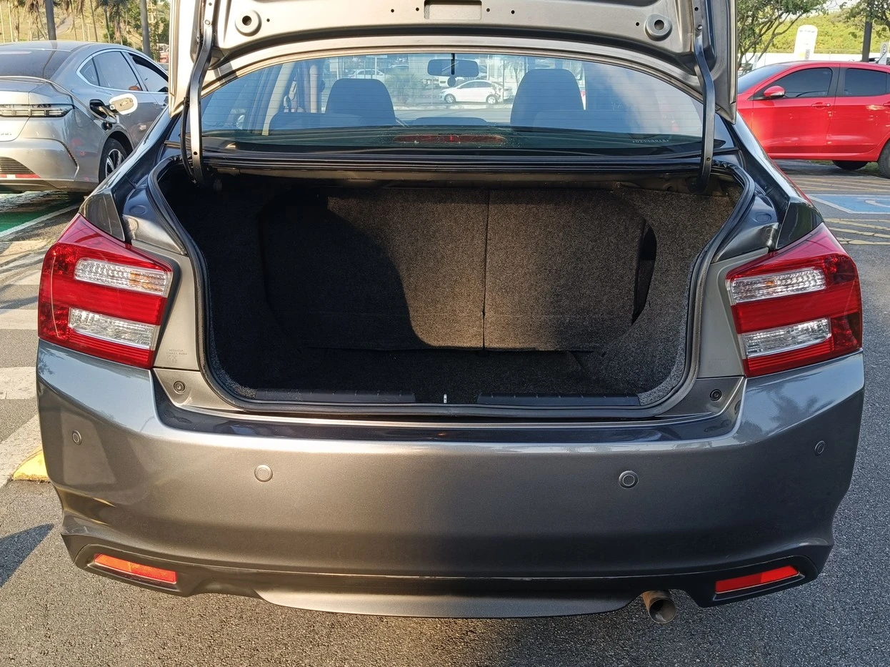 CITY 1.5 LX 16V