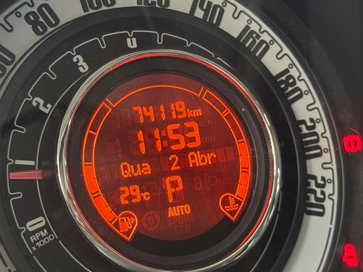 FIAT/500 1.4 LOUNGE AIR 16V 2012