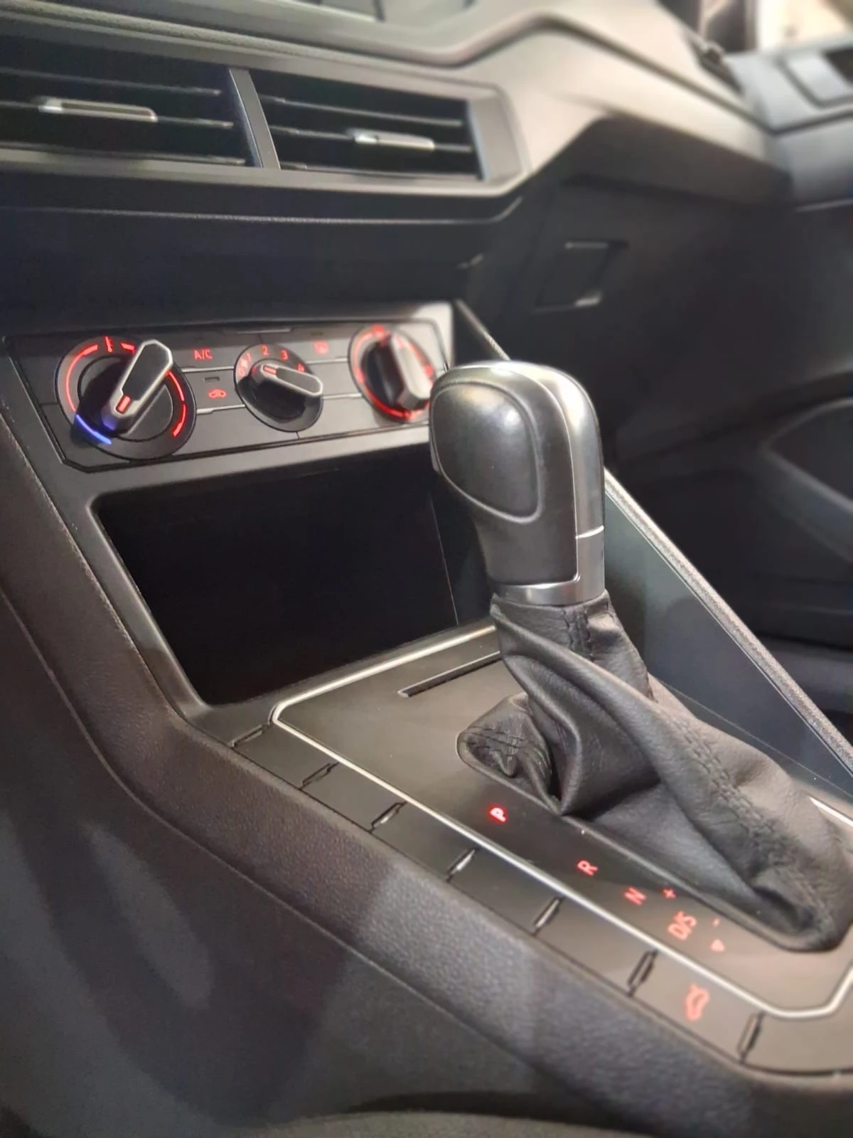 VOLKSWAGEN/POLO 1.6 MSI TOTAL 2020