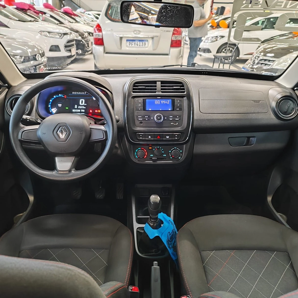 KWID 1.0 12V SCE ZEN