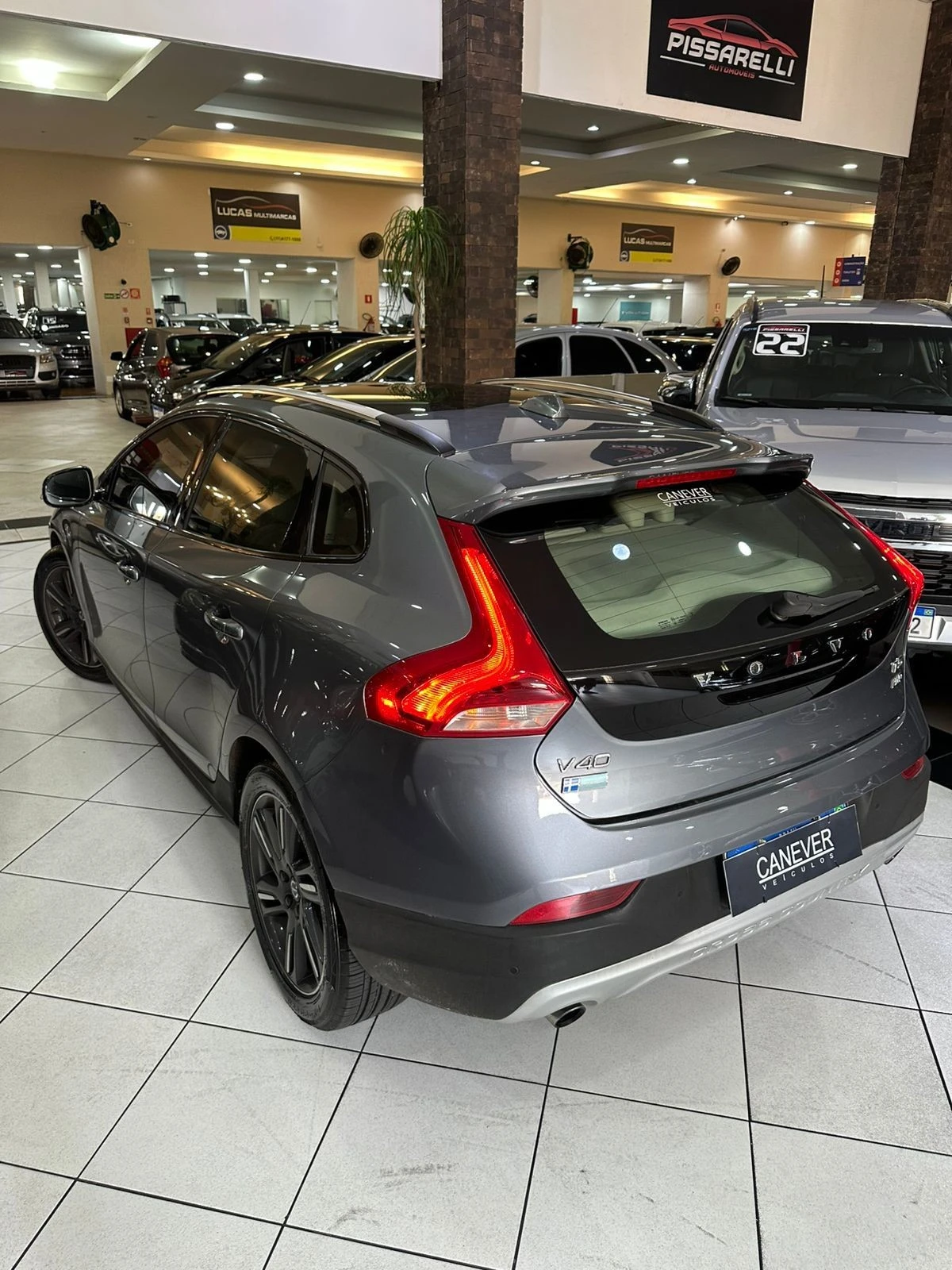 V40 2.0 T5 CROSS COUNTRY AWD TURBO