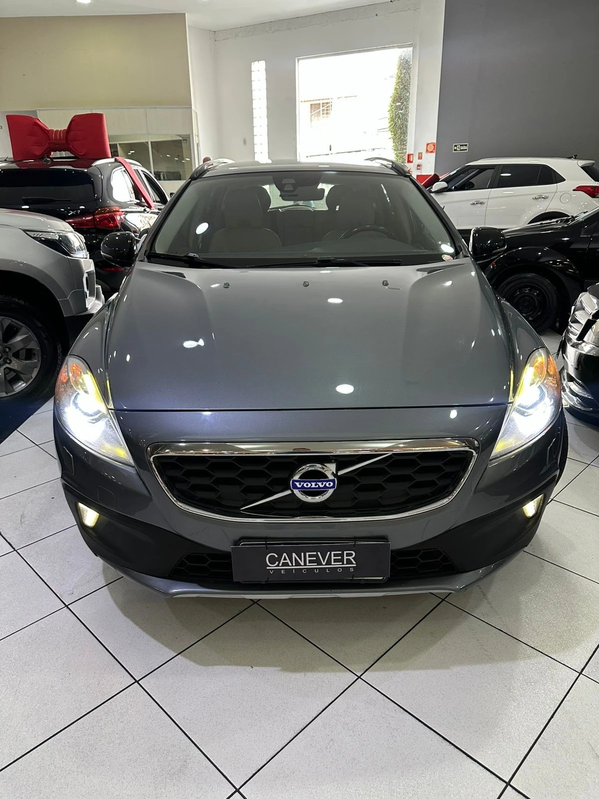 V40 2.0 T5 CROSS COUNTRY AWD TURBO