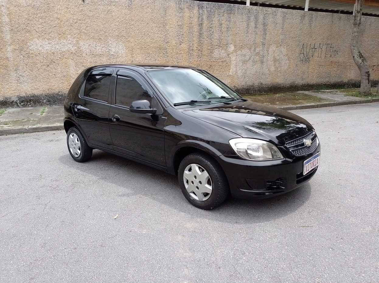 CELTA 1.0 MPFI LT 8V