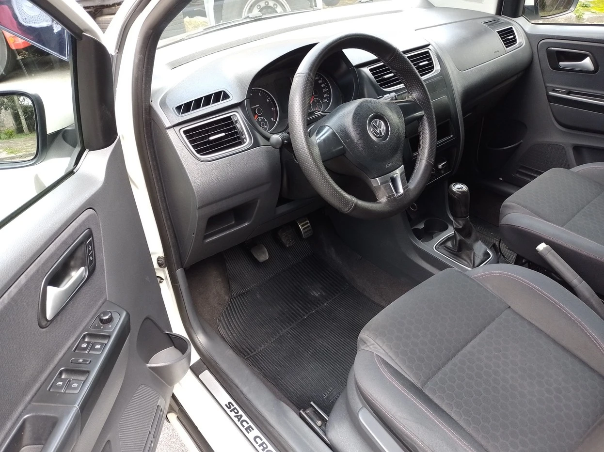 SPACE CROSS 1.6 MI 8V