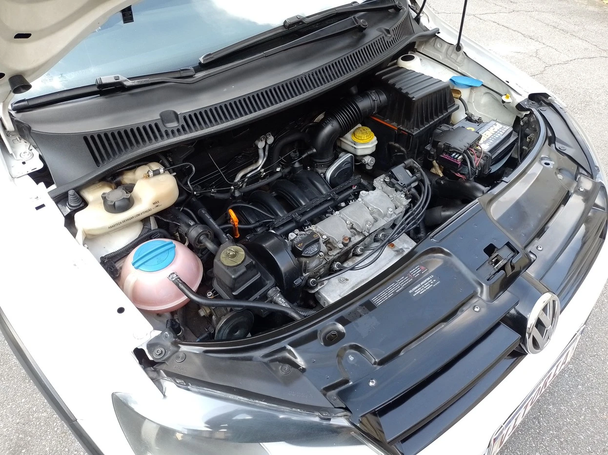 SPACE CROSS 1.6 MI 8V