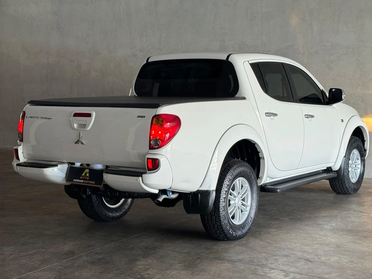 L200 TRITON 3.5 HPE 4X4 CD V6 24V