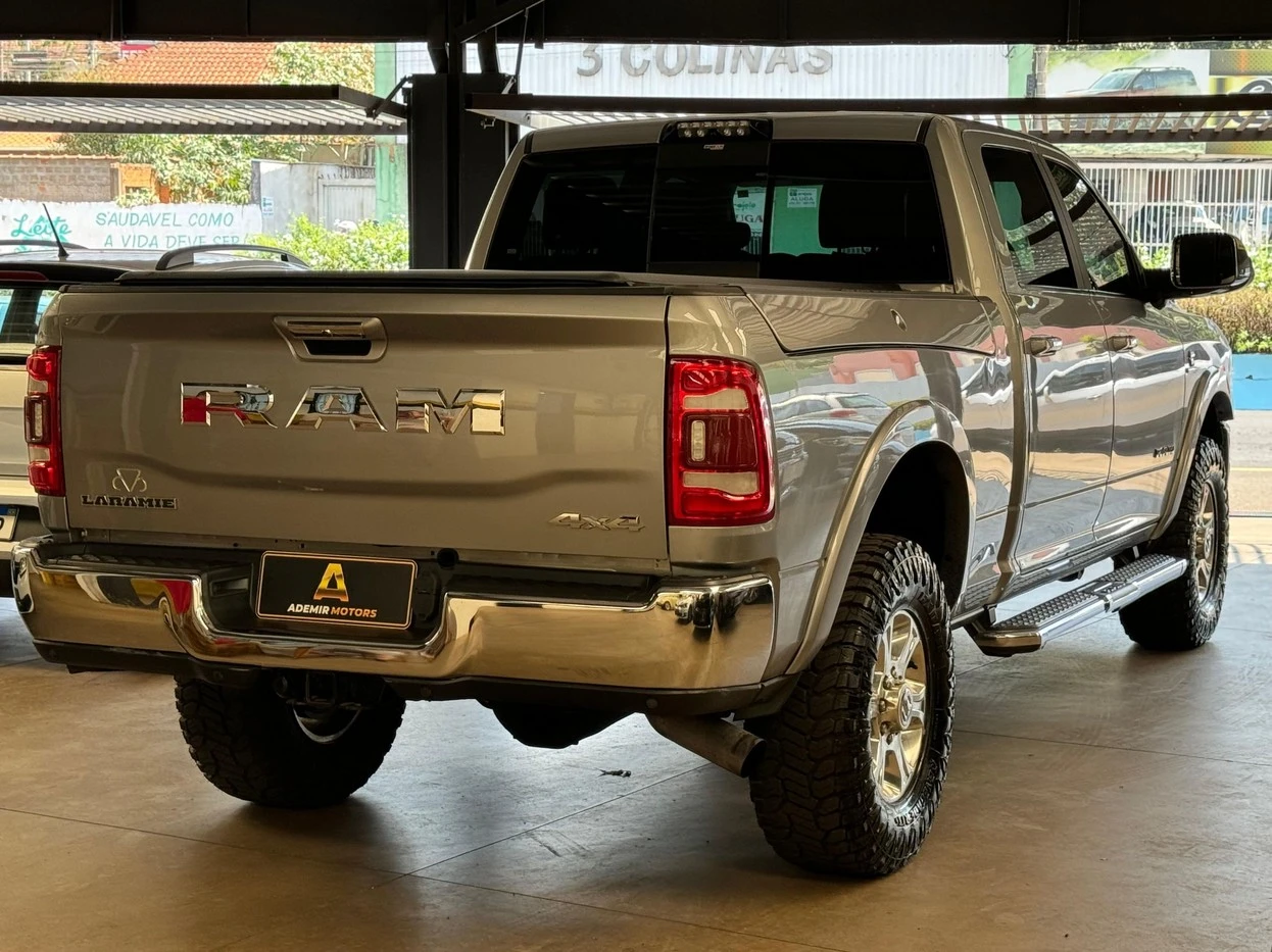 2500 6.7 I6 TURBO LARAMIE CD 4X4