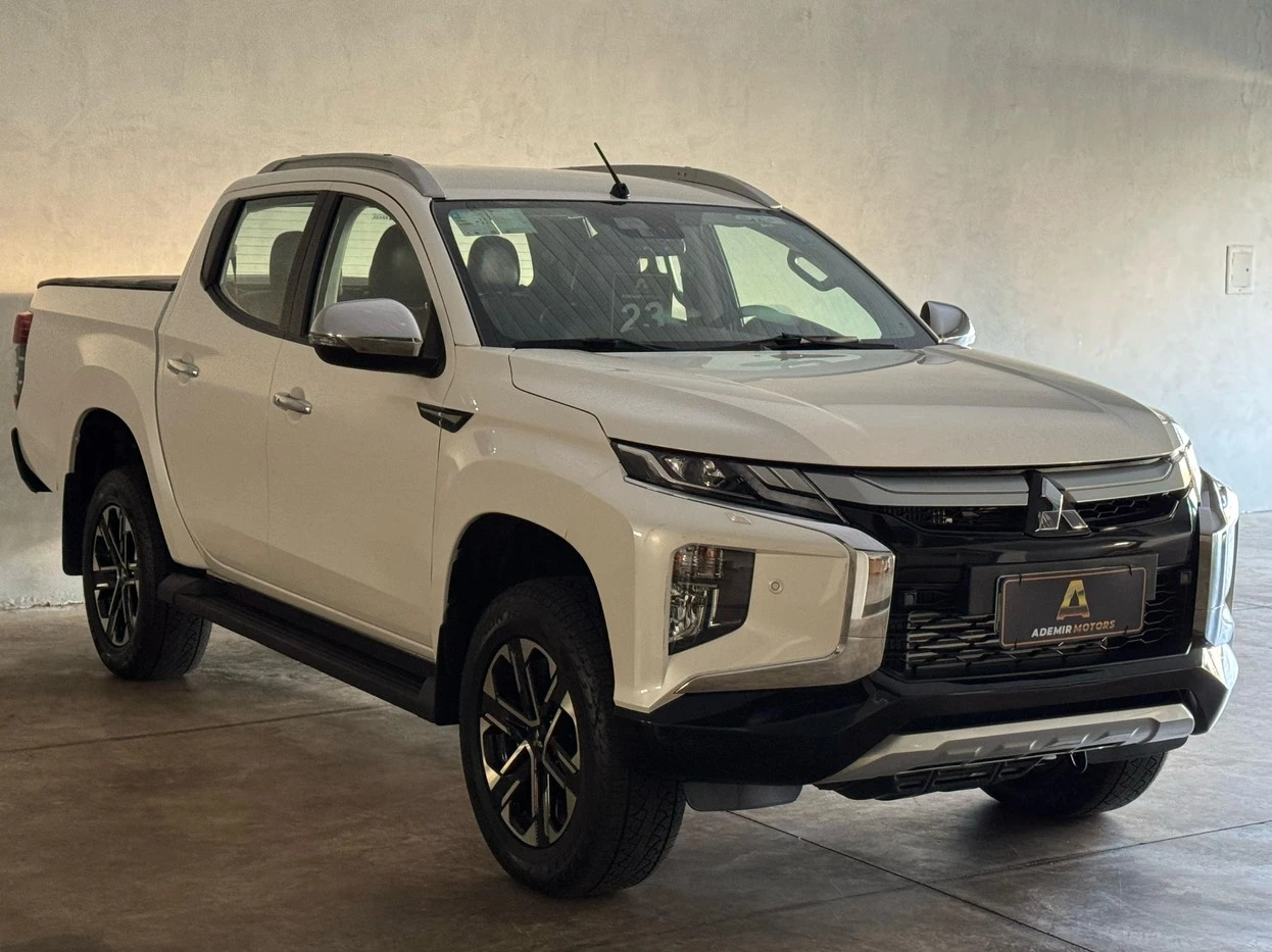 L200 TRITON 2.4 16V TURBO SPORT HPE-S CD 4P 4X4