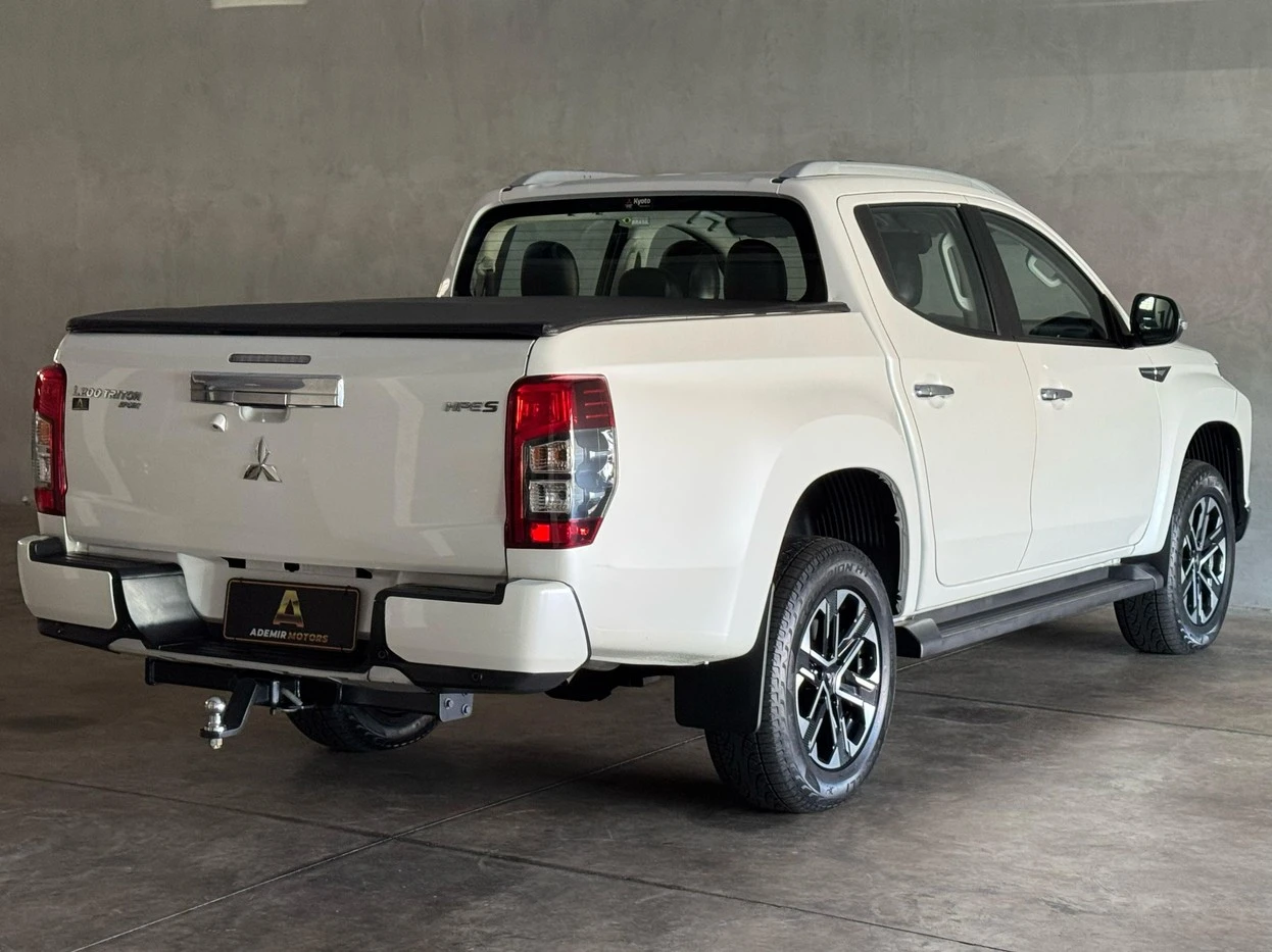 L200 TRITON 2.4 16V TURBO SPORT HPE-S CD 4P 4X4