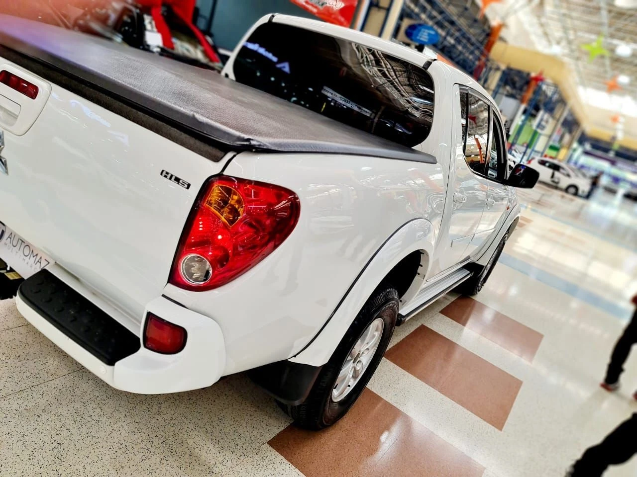L200 TRITON 2.4 HLS 4X2 CD 16V