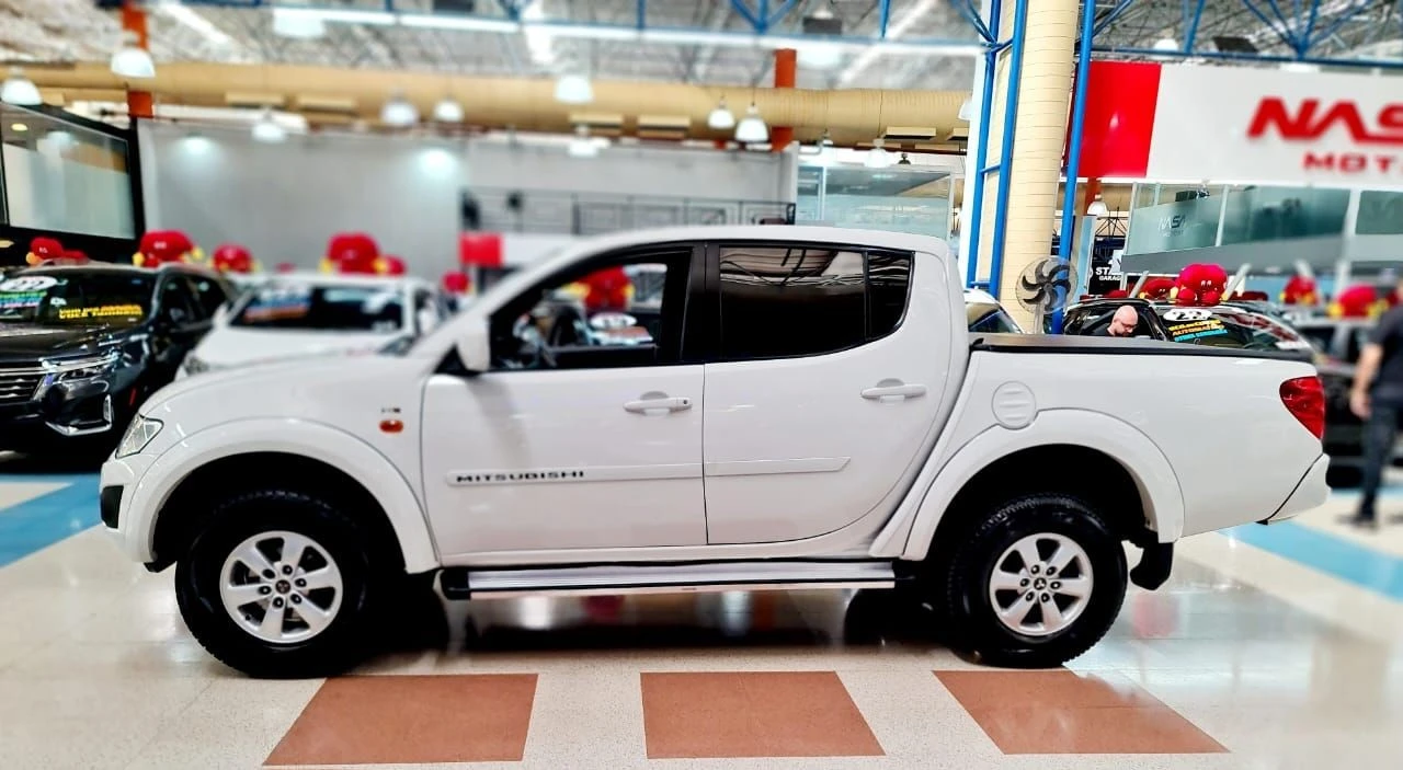 L200 TRITON 2.4 HLS 4X2 CD 16V
