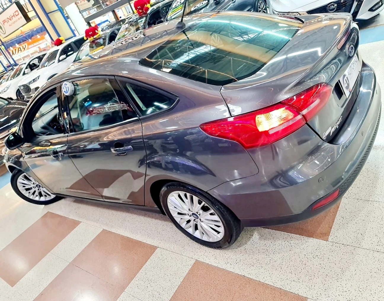 FOCUS 2.0 SE FASTBACK 16V