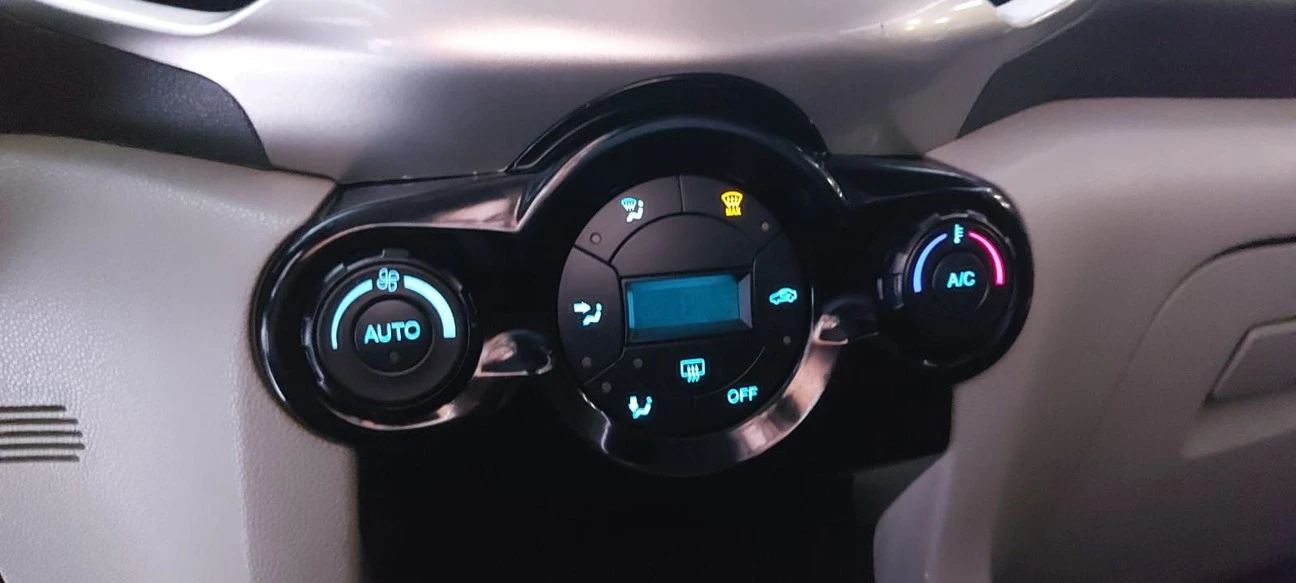 ECOSPORT 1.6 TITANIUM 16V