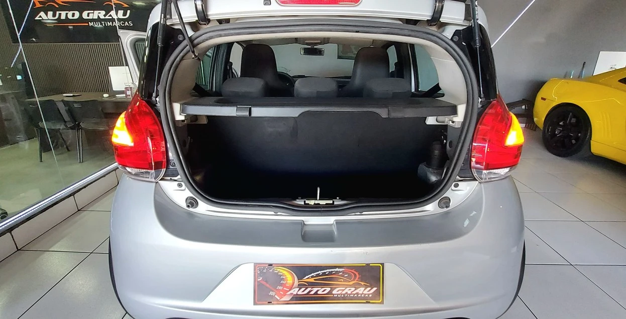 MOBI 1.0 8V EVO LIKE.