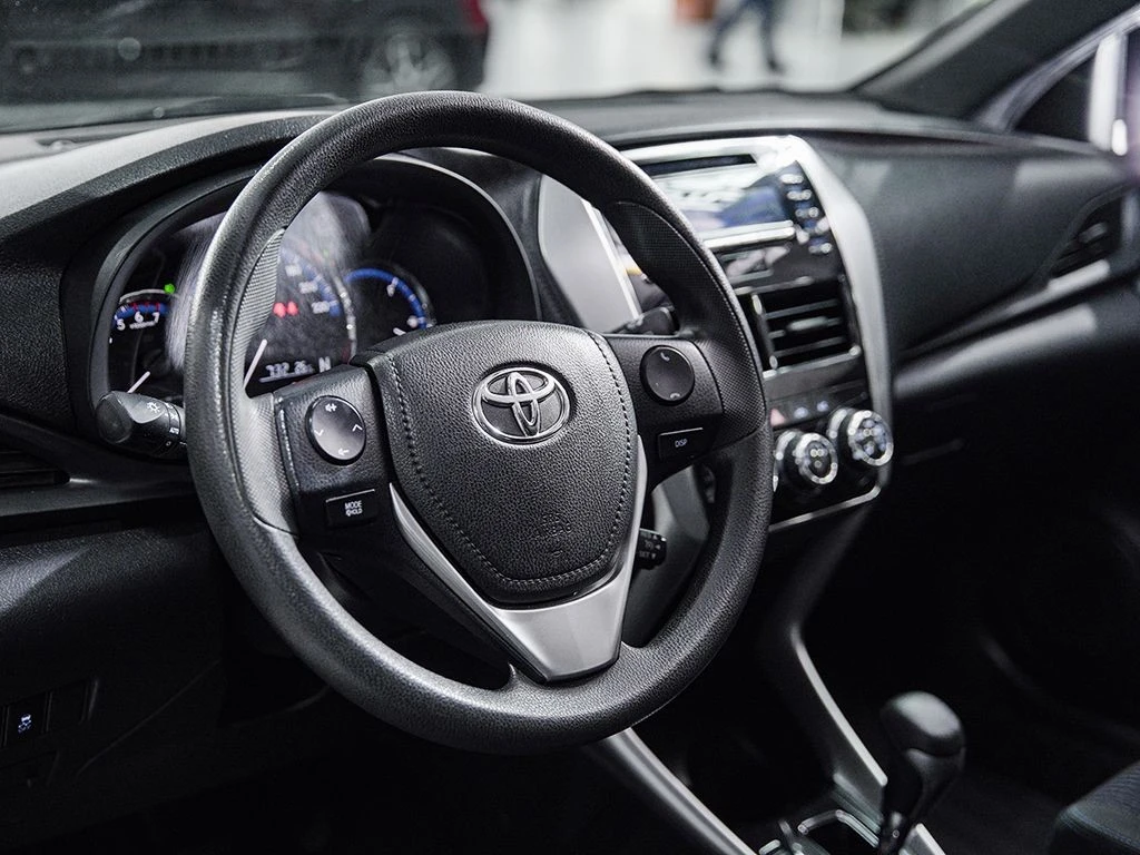 YARIS 1.3 16V XL LIVE
