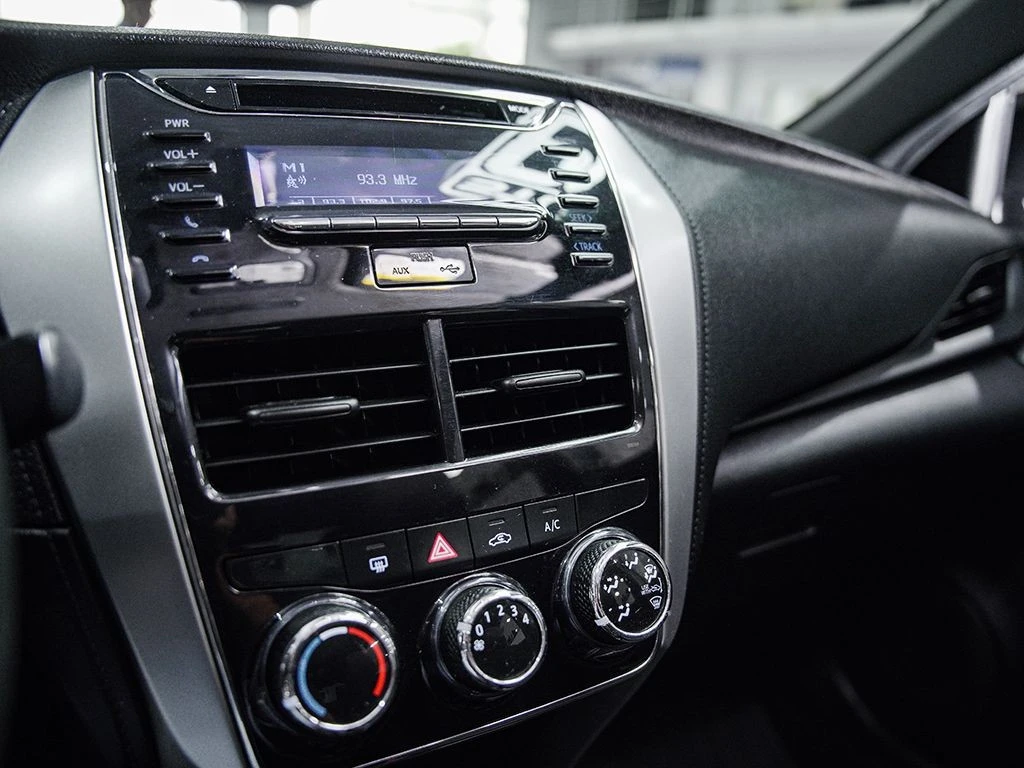 YARIS 1.3 16V XL LIVE