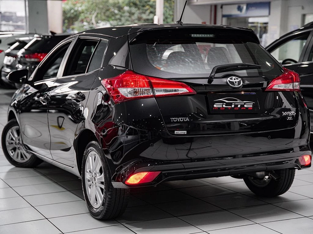 YARIS 1.3 16V XL LIVE