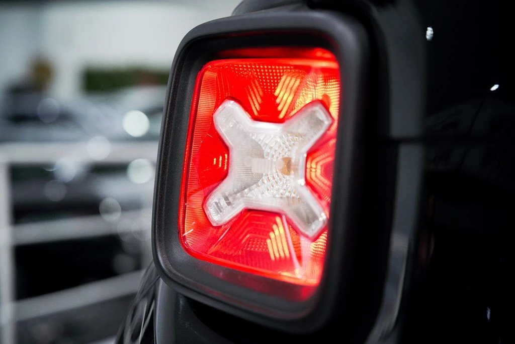 RENEGADE 1.8 16V SPORT