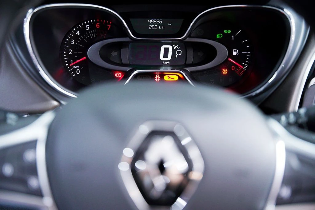 CAPTUR 1.3 TCE ICONIC