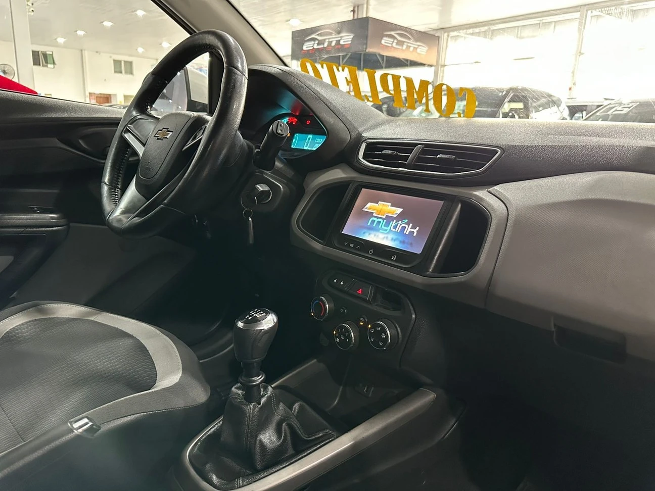 ONIX 1.0 MPFI SELEÇÃO 8V