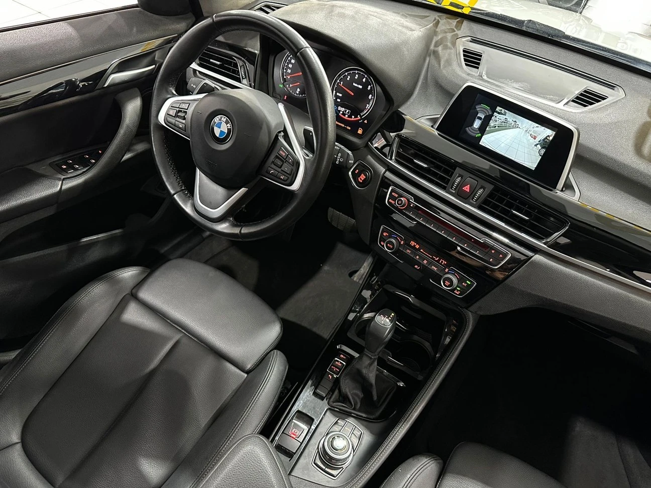 X1 2.0 16V TURBO SDRIVE20I X-LINE