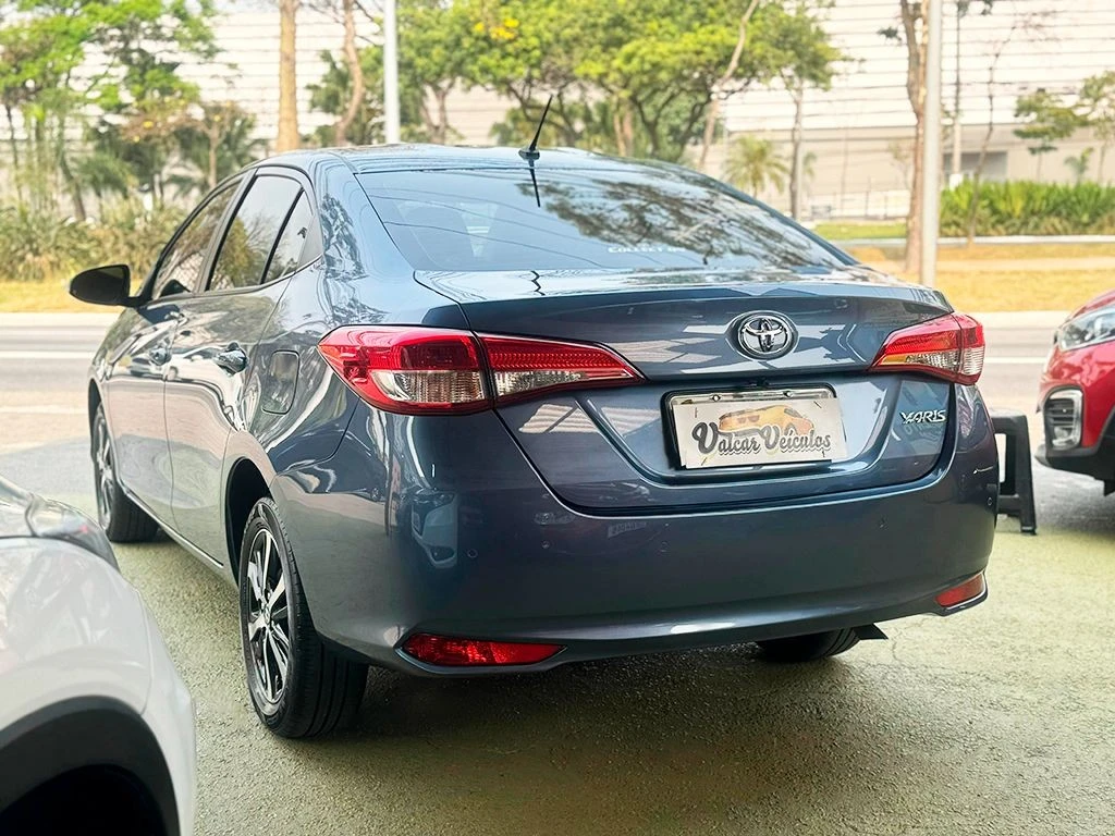 TOYOTA/YARIS 1.5 16V SEDAN XL LIVE MULTIDRIVE 2020