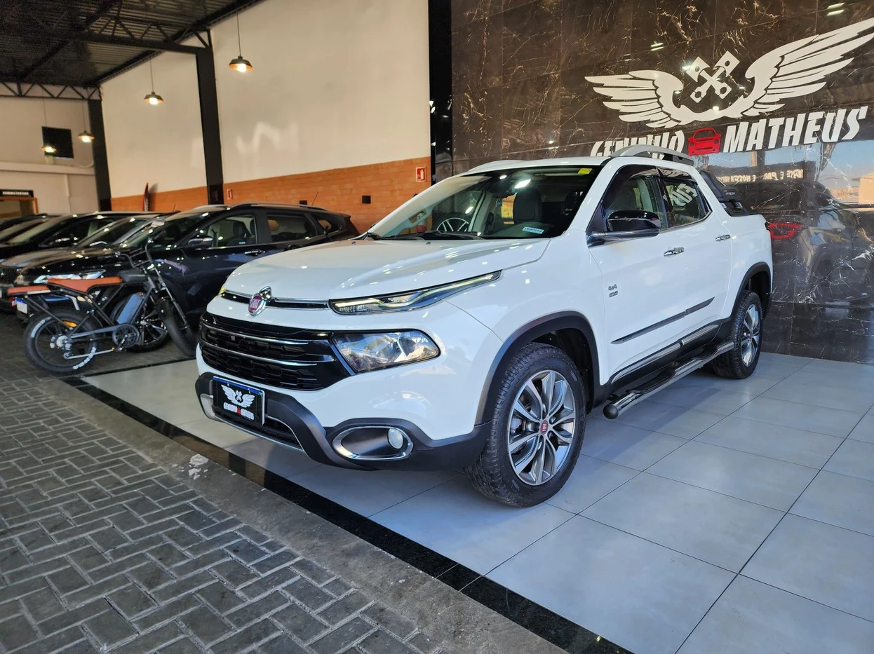 FIAT/TORO 2.0 16V TURBO VOLCANO 4WD AT9 2020