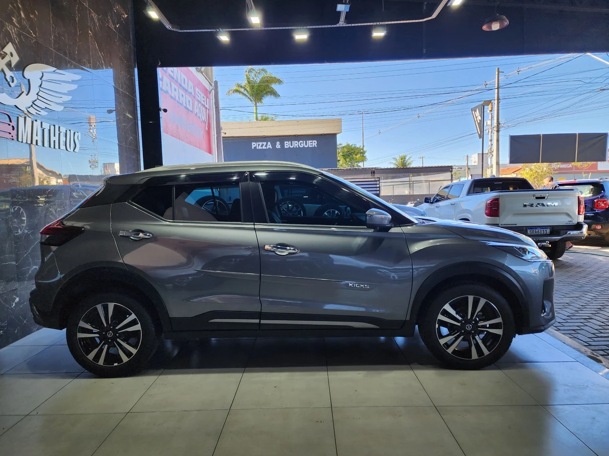NISSAN/KICKS 1.6 16V FLEXSTART EXCLUSIVE 2022