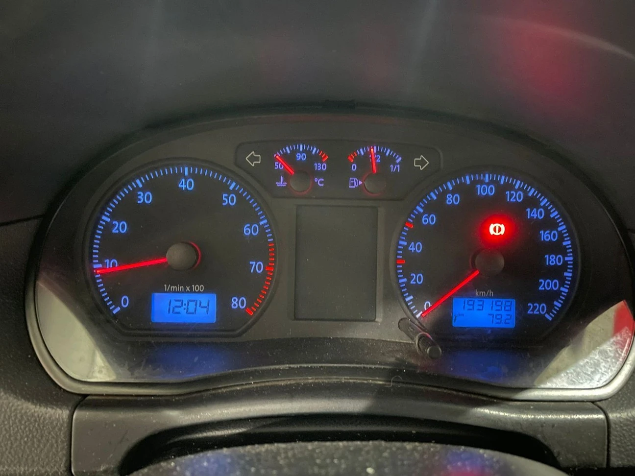 POLO SEDAN 1.6 8V