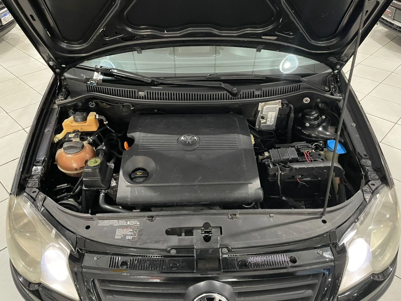 POLO SEDAN 1.6 8V