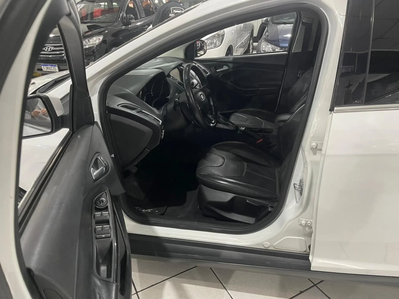 FOCUS 2.0 TITANIUM SEDAN 16V