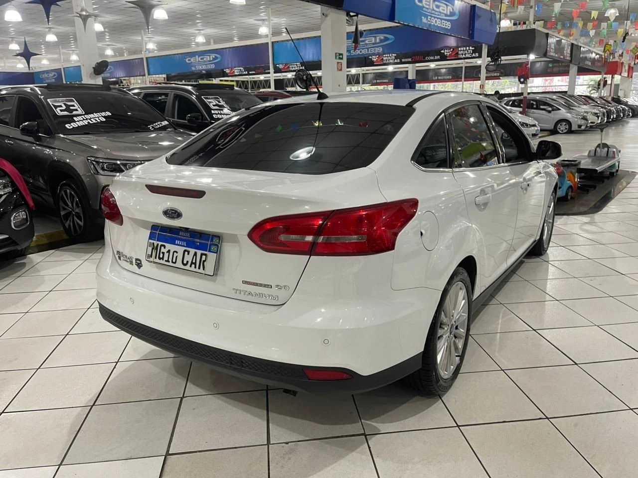 FOCUS 2.0 TITANIUM SEDAN 16V