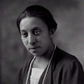 Source: Alpha Kappa Alpha Sorority, date and photographer unknown