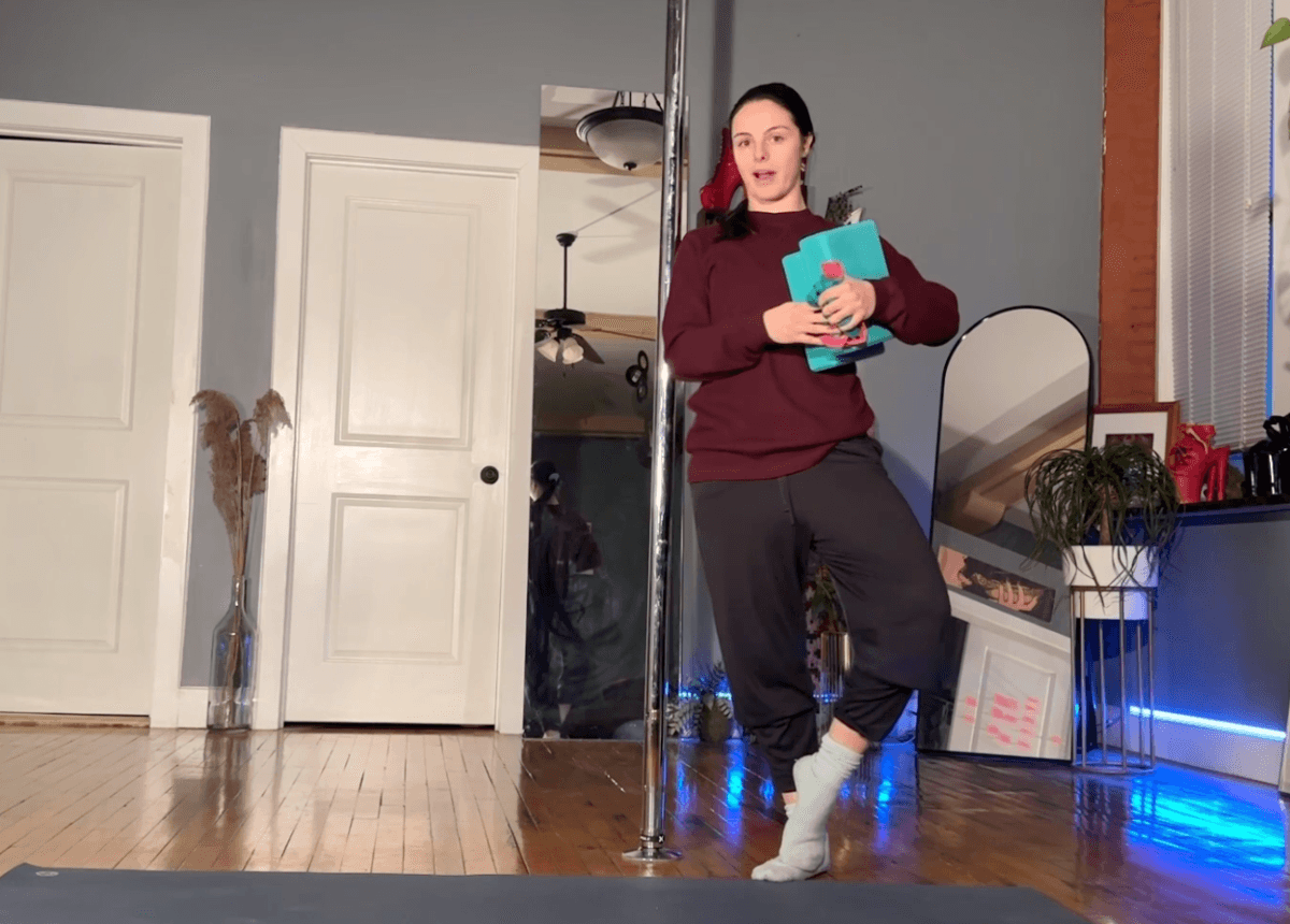 Pre-Aerial/Pole Class Warm-up (20 mins) in Vimeo