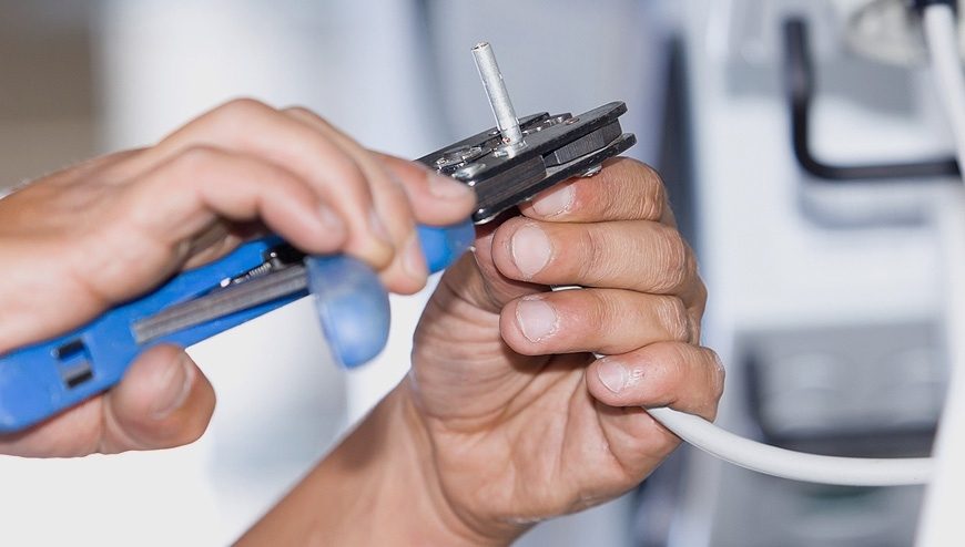 Electrician in Sutton