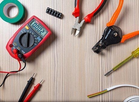 Electrician in Wayland