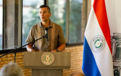 Santiago Peña promulgó la ley de reforma del transporte público