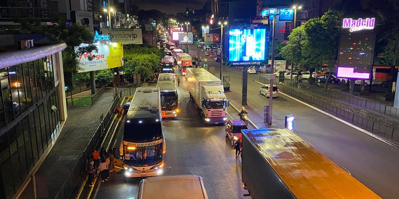 Más de dos mil paraguayos viajan por día a Brasil para vacacionar