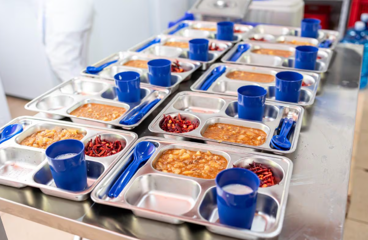 Hambre Cero 2026: Estiman migración de alumnos de colegios privados a públicos