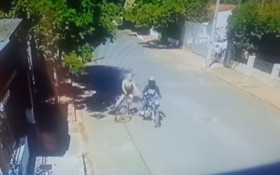 Buscan a motociclista que manoseó a ciclista en San Lorenzo