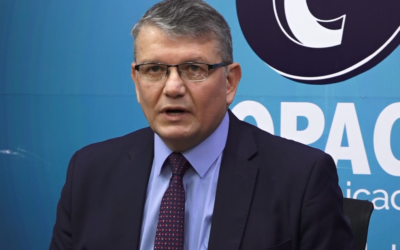 Dos funcionarios habrían desviado más de mil millones de guaraníes de Copaco