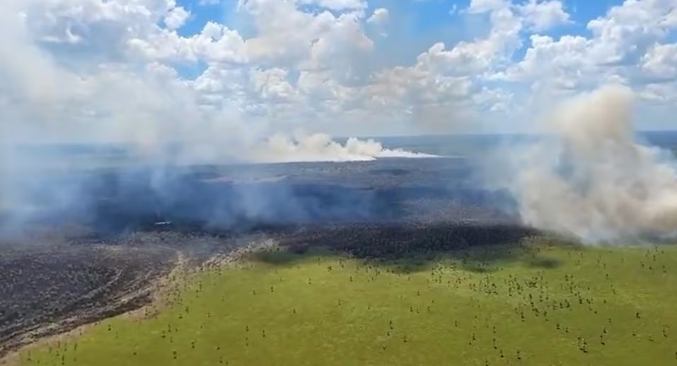 Reportan incendio de grandes proporciones en Chaco’i