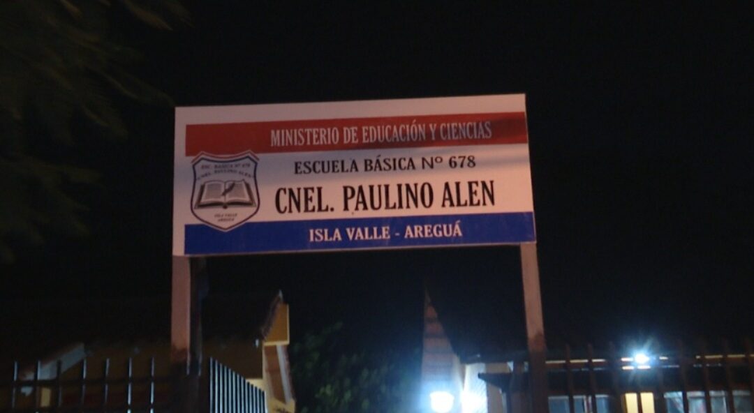 Delincuentes ingresan a escuela y roban equipos informáticos