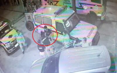 Bomberos salvan a niño que se atragantó con un chupetín en Limpio