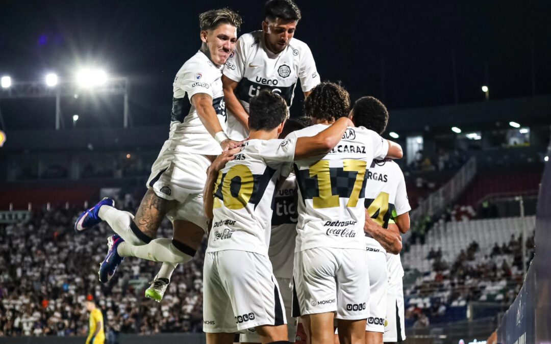Olimpia gana y se afianza en la cima del Apertura